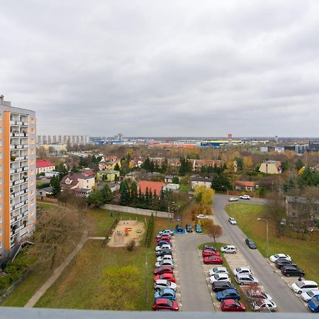 Osiedle Orla Bialego Apartament Poznan Lägenhet Exteriör bild