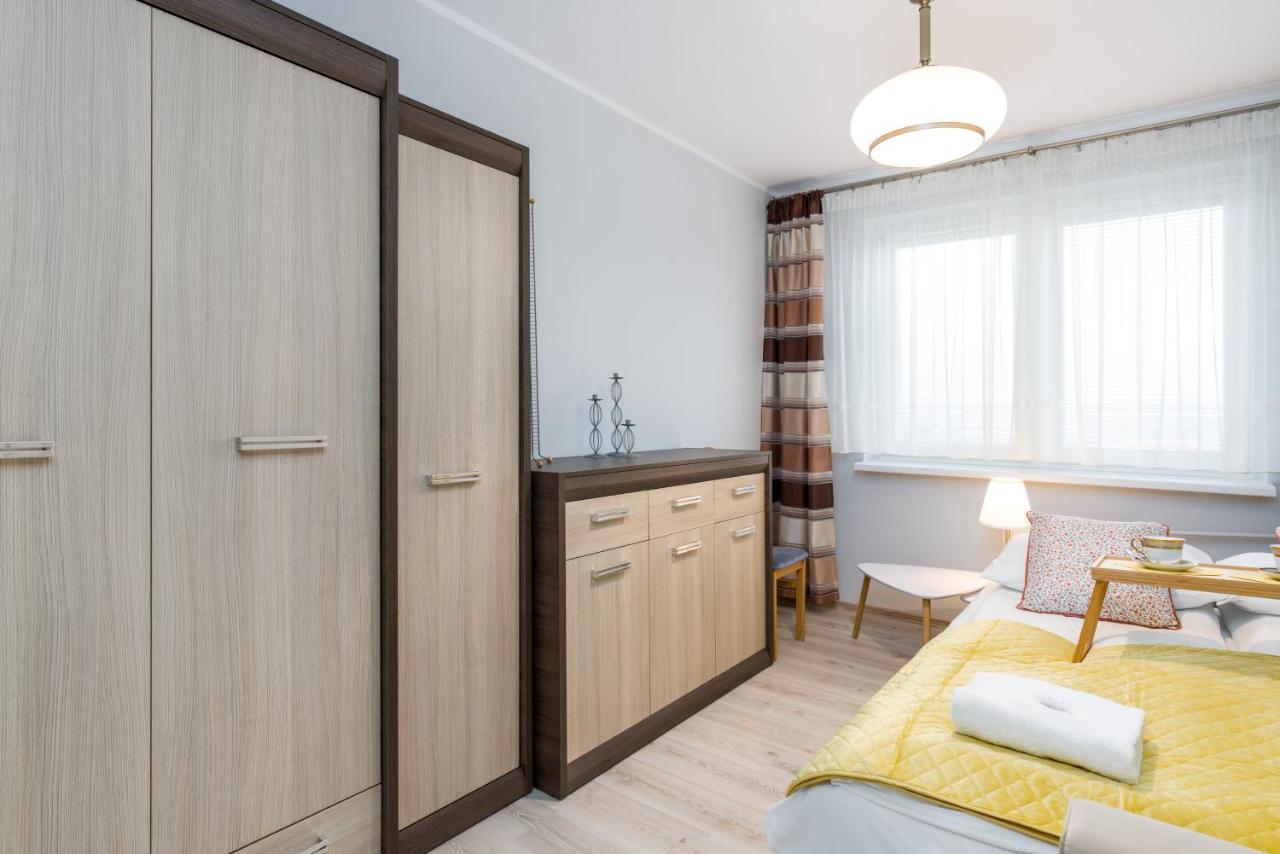 Osiedle Orla Bialego Apartament Poznan Lägenhet Exteriör bild