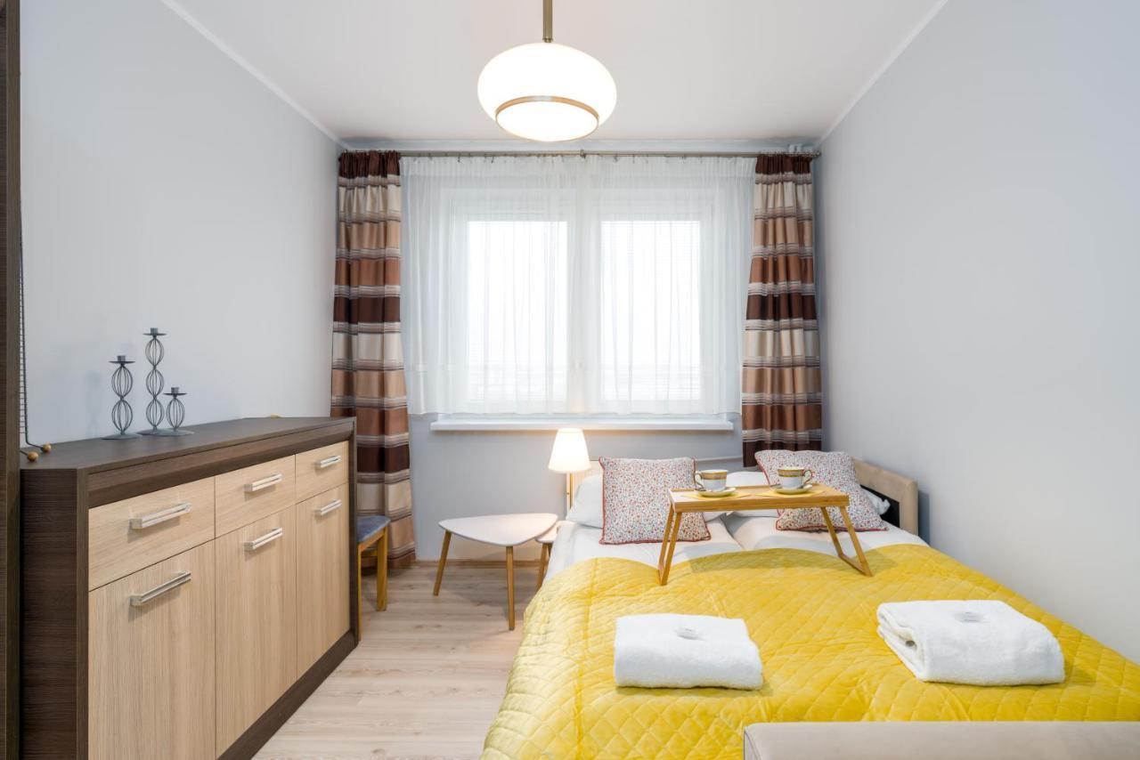 Osiedle Orla Bialego Apartament Poznan Lägenhet Exteriör bild